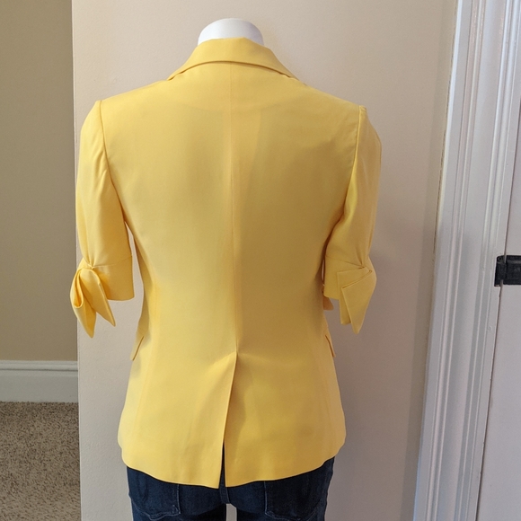Sara Berman bright yellow bow sleeve blazer. - Picture 5 of 11